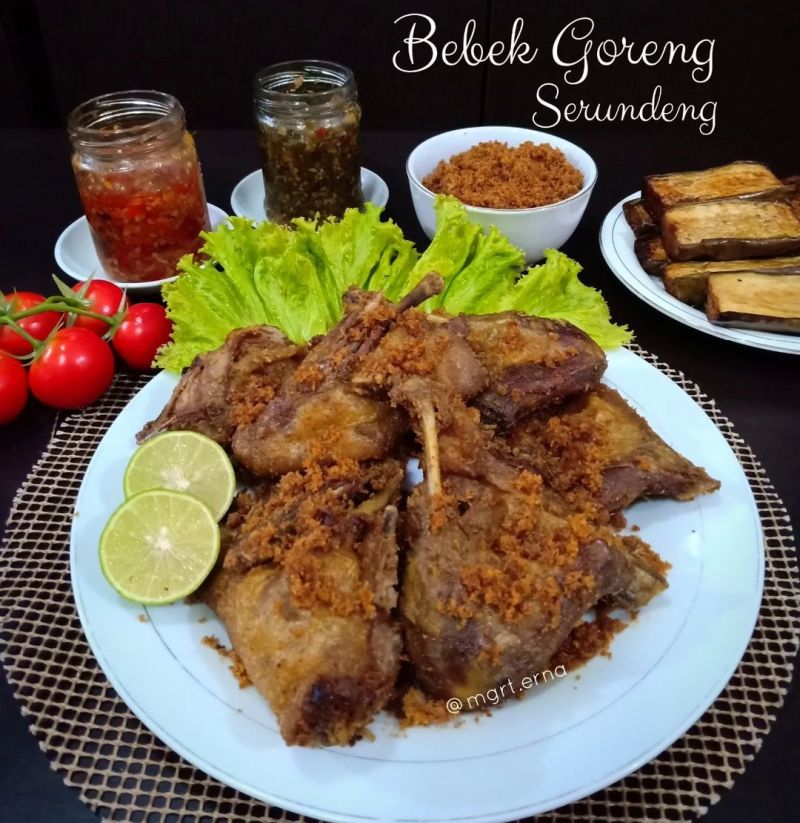 bebek-goreng-serundeng