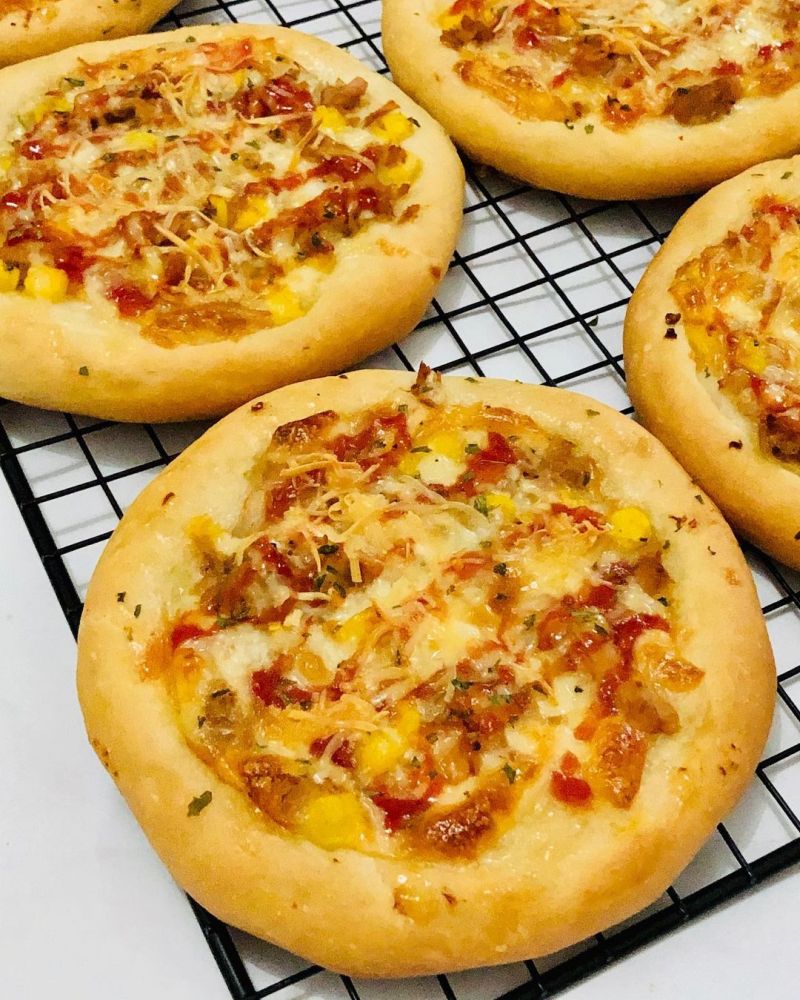 mini-tuna-pizza