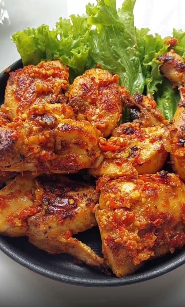 nasi-liwet-dan-ayam-bumbu-rujak