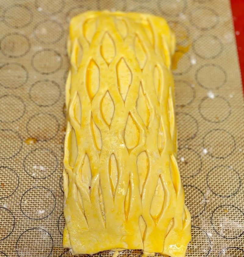 salmon-en-croute