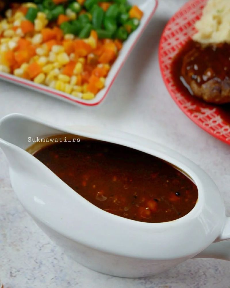 patty-burger-saus-lada-hitam