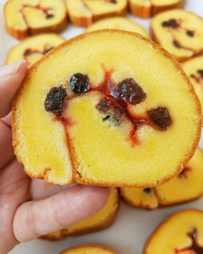 bolu-gulung-vanila-custard