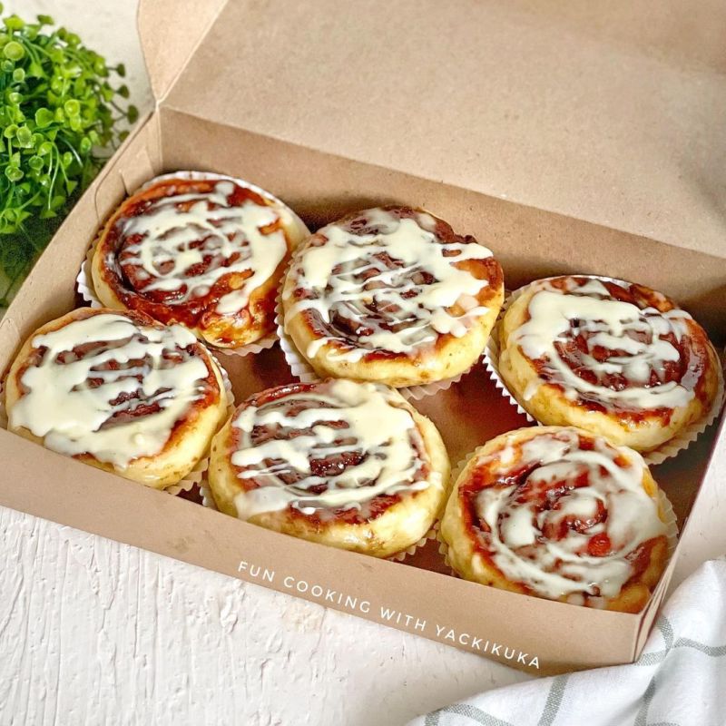 cinnamon-roll-eflon