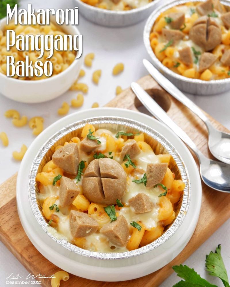 Mmacaroni-panggang-bakso