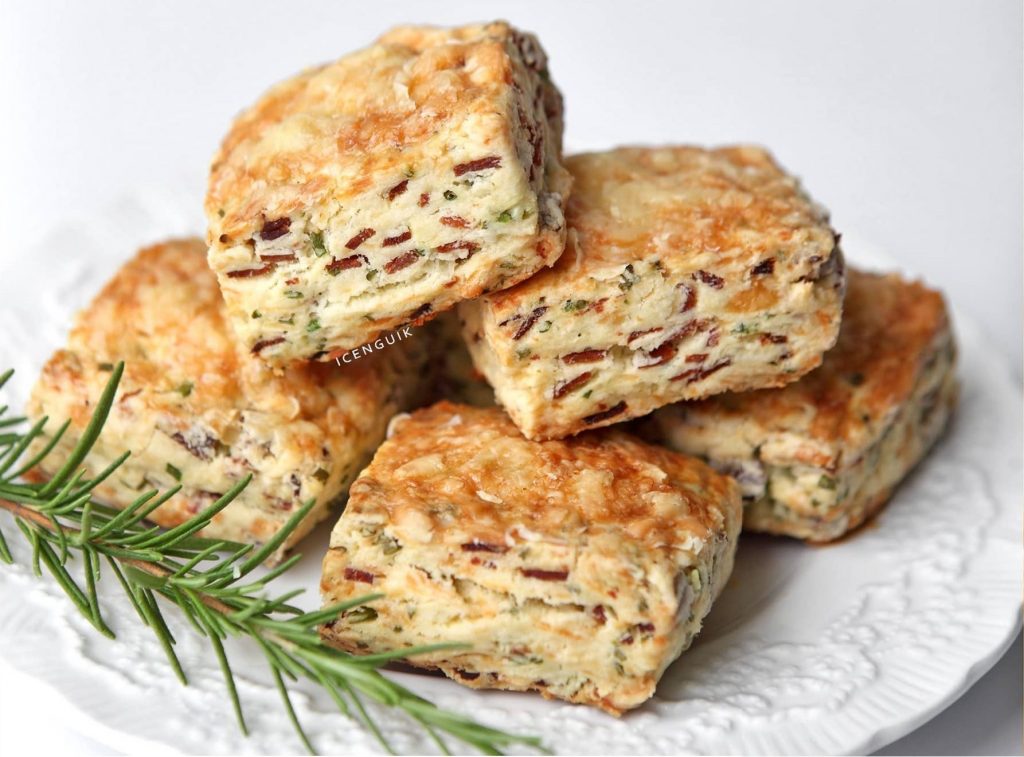 savoury-scone