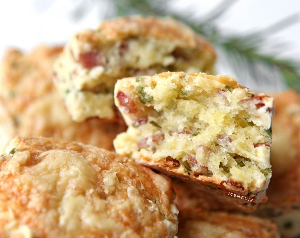 savoury-scone