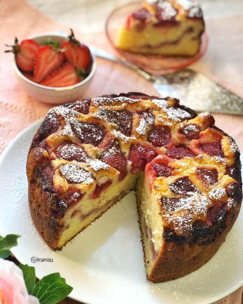 strawberry-cake