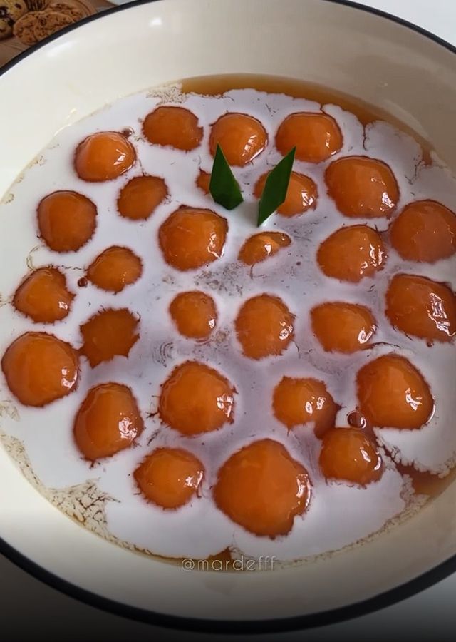 bubur-biji-salak-ubi-kuning