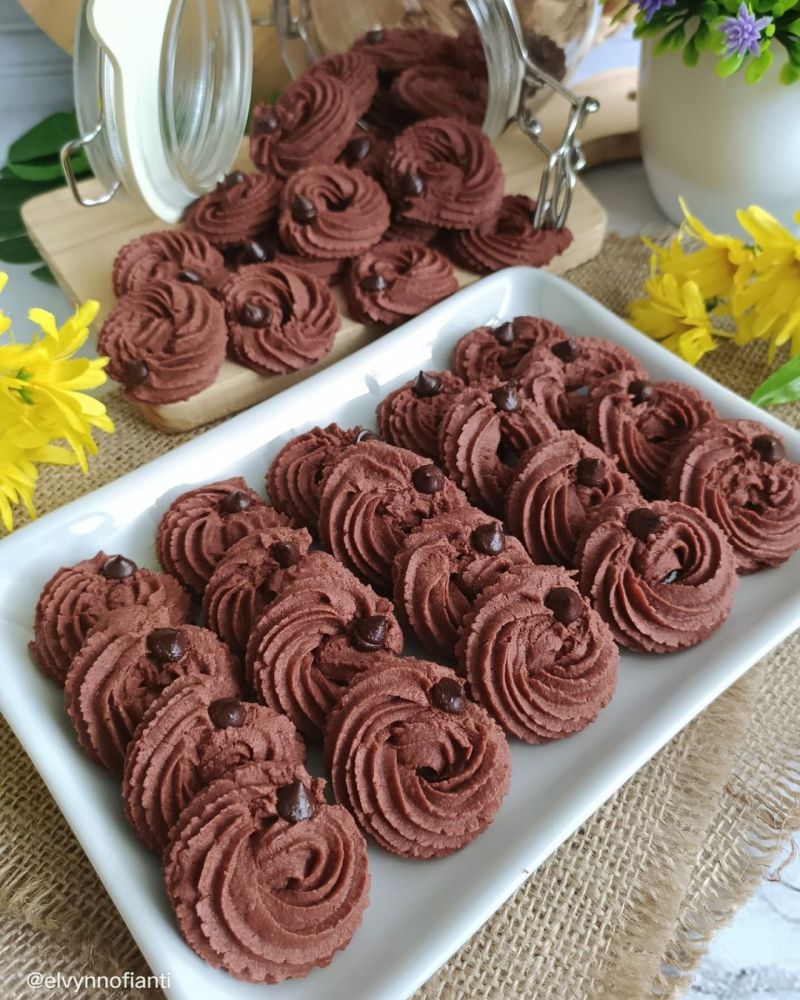 kue-semprit-coklat