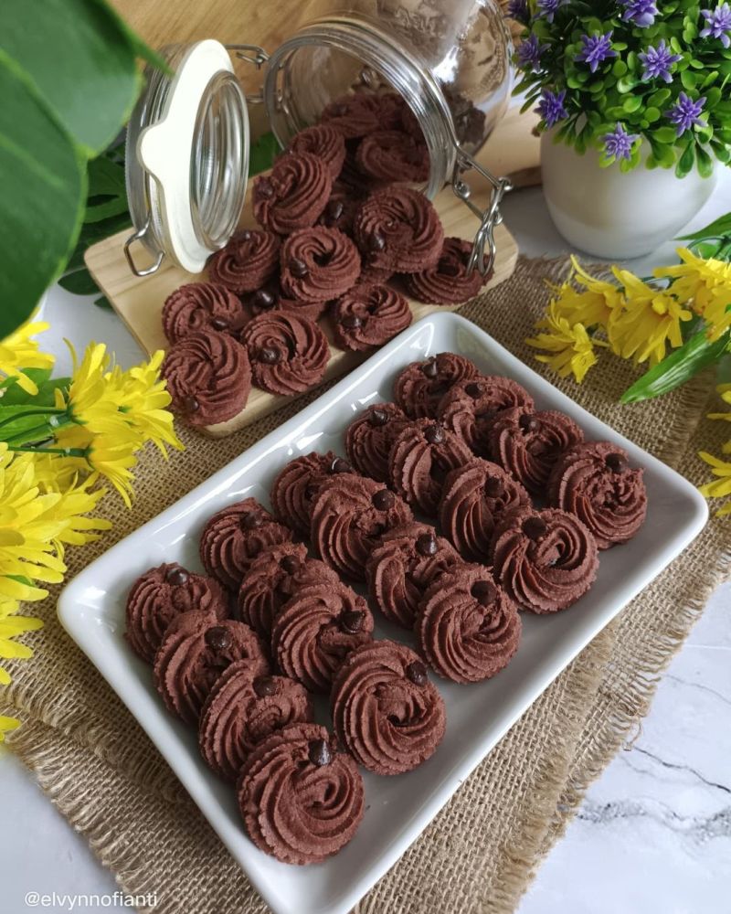 kue-semprit-coklat