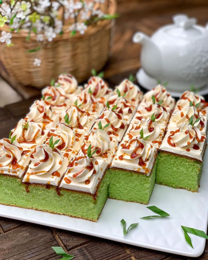 cake-potong-pandan